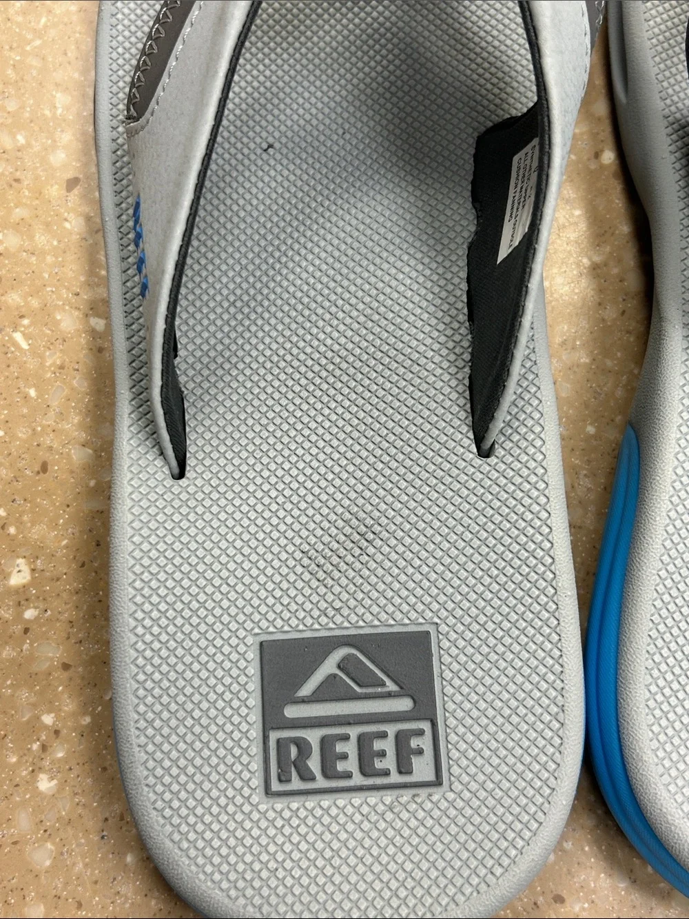 Reef Men’s Gray Casual Flip Flops Size: 9